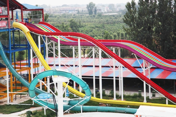 Ekscytująca zjeżdżalnia Aqua Park Aqua loop Zjeżdżalnie wodne z włókna szklanego, Wysokość platformy 16m