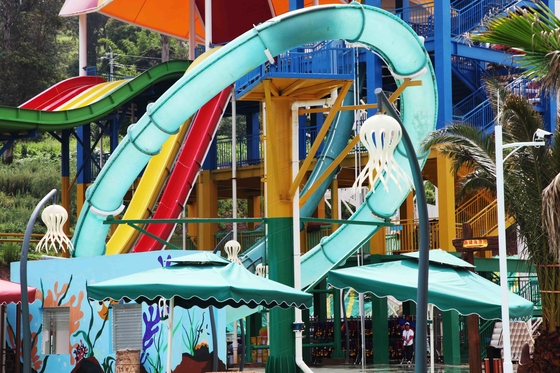 Ekscytująca zjeżdżalnia Aqua Park Aqua loop Zjeżdżalnie wodne z włókna szklanego, Wysokość platformy 16m