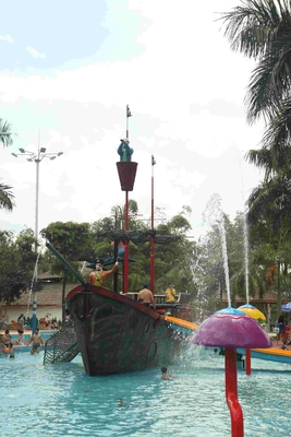 Customized Aqua Park Equipment Fiberglass Pirate Ship , Outdoor Playground Sets