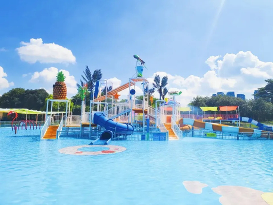 Studium wykonalności parku wodnego ze słoniem: Aqua Playground dla dzieci, sprzęt do gier wodnych, pluskanie się w wodzie