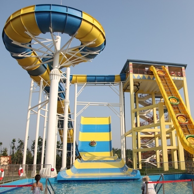 Zmodernizuj swój park wodny trwałymi wodnymi toboganami z włókna szklanego dla ekscytującej przejażdżki bumerangem