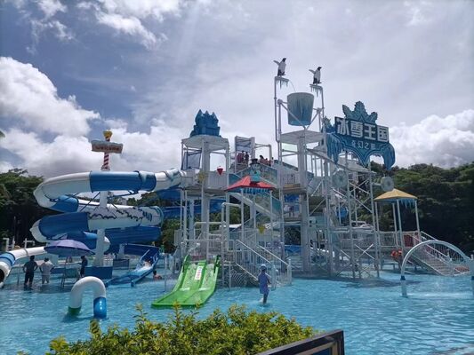 Medium Water Play Structure with Hand-laid Fiberglass Flume and Hot-dip Galvanized Steel Structure for Turnkey Support